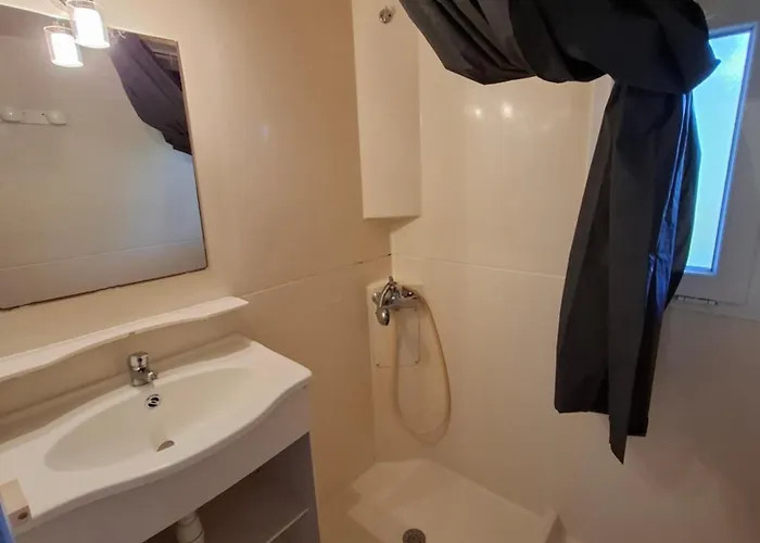 L'ambois Kamp alanı